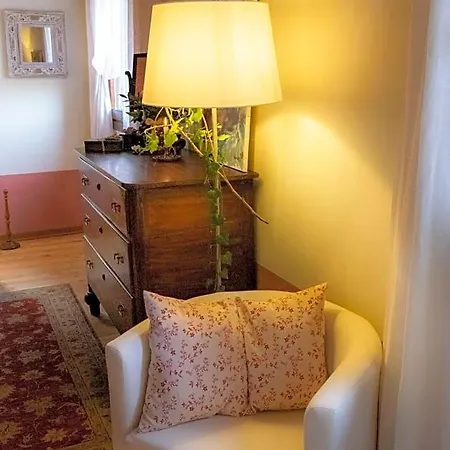 La Porta Accanto Couette-café 3*